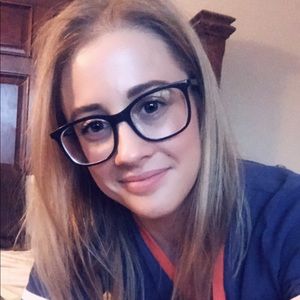 Meet your Posher, Aileen